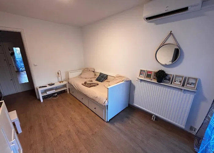 Studio Silver Oaks